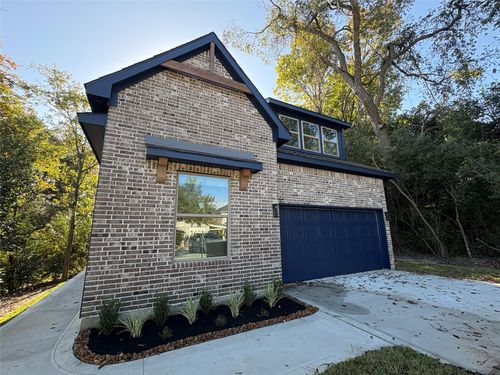 109 Cove Pt, Montgomery, TX, 77356-5869 | Card Image