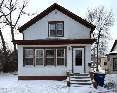 120 4th Ave Se, Jamestown, ND, 58401-4267 | Card Image