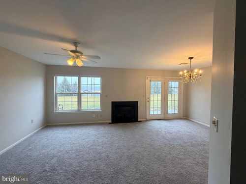 156 Sparrow Rd, HUMMELSTOWN, PA, 17036-8833 | Card Image