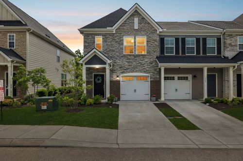 110 Brighton Ln, Lebanon, TN, 37090-2073 | Card Image