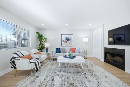 unit-915-10700 Colima Rd, Whittier, CA, 90604-1369 | Card Image