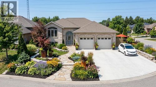 24 Homestead Dr, Tilbury, ON, N0P2L0 | Card Image