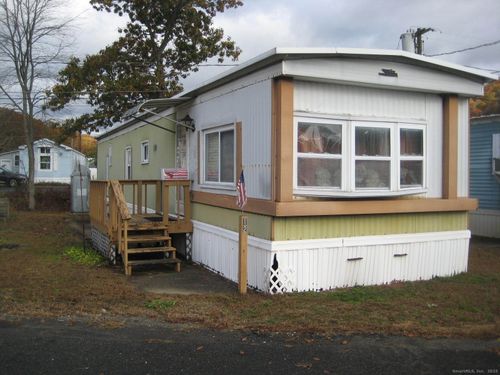 12 Susan St, Beacon Falls, CT, 06403-1622 | Card Image