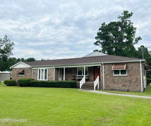 400 W Barnhill St, Everetts, NC, 27825-9707 | Card Image