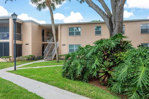 unit-314-4718 Christa Ct, TAMPA, FL, 33614-7249 | Card Image