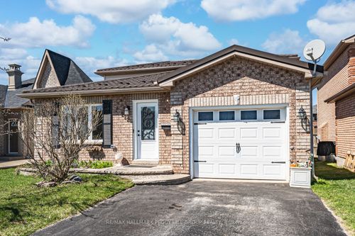222 Country Lane, Barrie, ON, L4N0W1 | Card Image