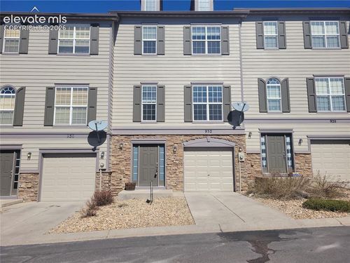 932 Burning Bush Pt, Monument, CO, 80132-8652 | Card Image