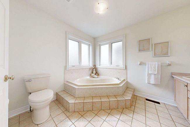 65 Mortimer Cres, House other with 4 bedrooms, 4 bathrooms and 2 parking in Ajax ON | Image 41