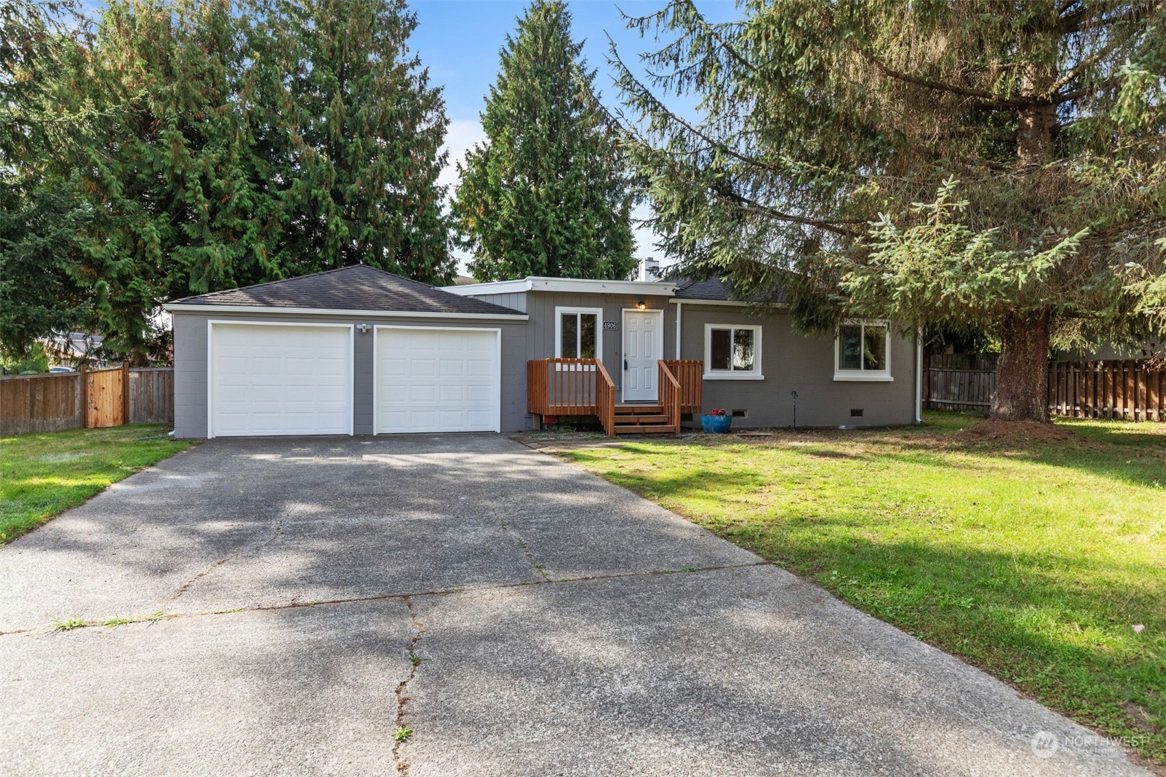 38th St, Tacoma, WA 98422