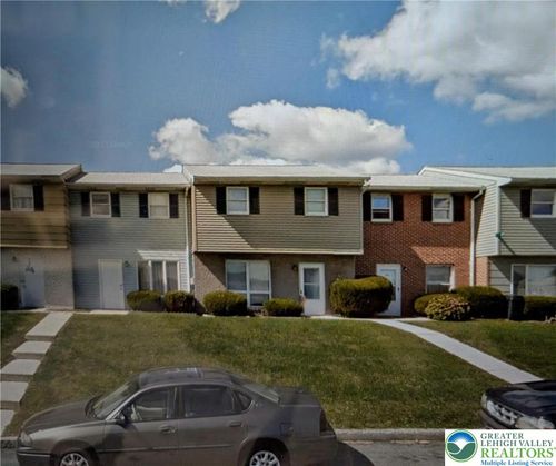 apt-b13-97 Hillcrest Ln, Slatington, PA, 18080-2117 | Card Image
