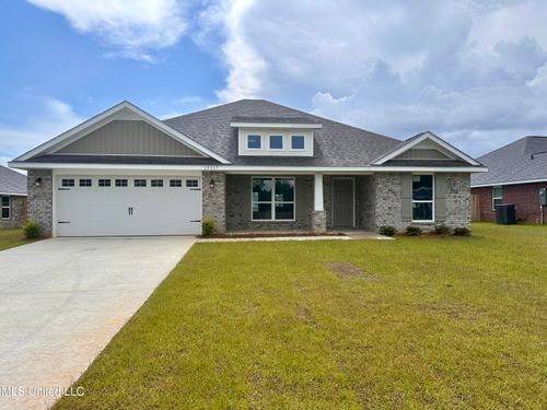 13917 Ruby Ln, Biloxi, MS, 39532-1200 | Card Image
