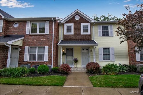 39 Olde Stone Ln, Lancaster, NY, 14086-2665 | Card Image