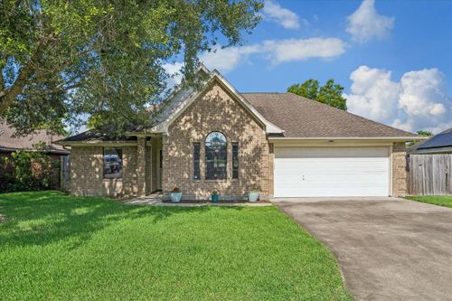 4607 Julia Ln, Santa Fe, TX, 77510-7230 | Card Image