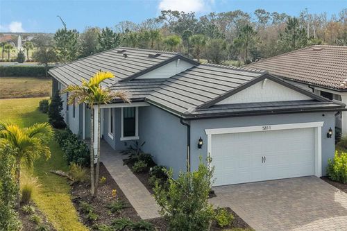 5811 Silverside Pine Ct, BRADENTON, FL, 34211-1814 | Card Image
