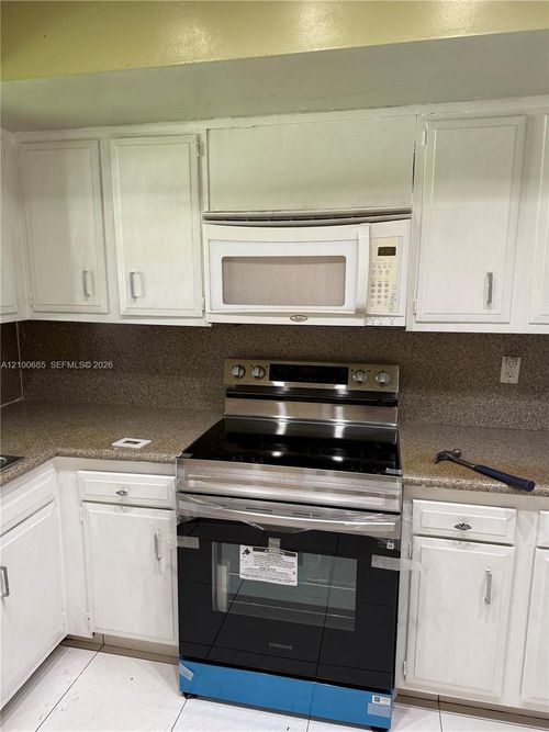 6-1420 Sw 28th Ave, Boynton Beach, FL, 33426-8032 | Card Image