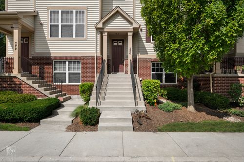 220 Laurel Ave, Des Plaines, IL, 60016-4318 | Card Image