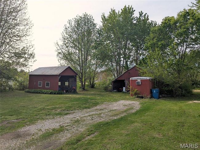 8777 State Route 162, House other with 2 bedrooms, 1 bathrooms and null parking in Troy IL | Image 39