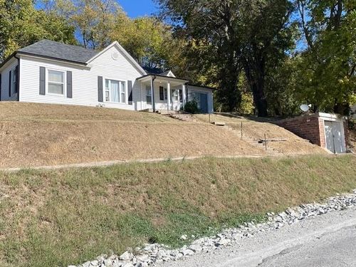 407 Grand Ave, Forest City, MO, 64451 | Card Image