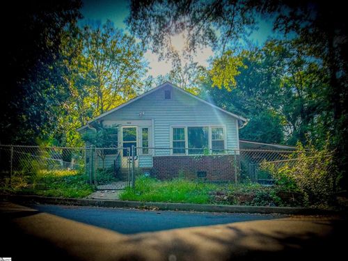 908 Kennedy St, Anderson, SC, 29624-2443 | Card Image