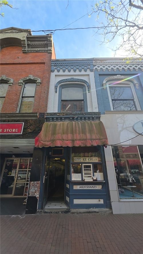 8 W Market St, Corning, NY, 14830-2617 | Card Image