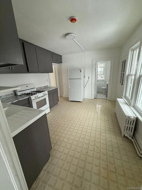 1-13 Springside Ave, Poughkeepsie, NY, 12603-1874 | Card Image