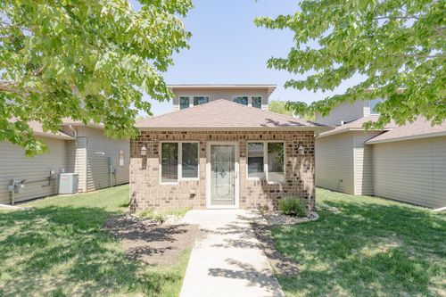 unit-4-342 Benit Dr, Arnolds Park, IA, 51331-7583 | Card Image