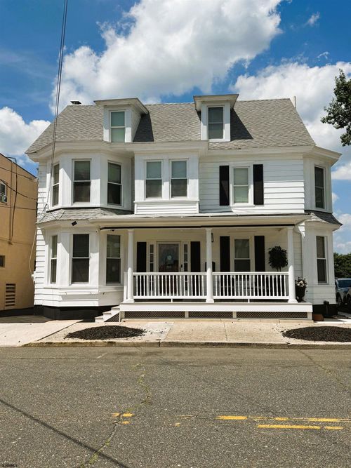112 E Mulberry St, MILLVILLE, NJ, 08332-6504 | Card Image