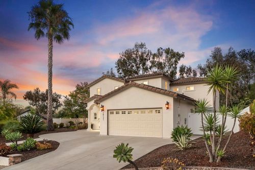 18121 Sencillo, San Diego, CA, 92128 | Card Image
