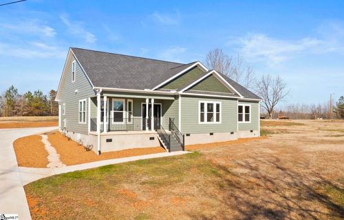 319 A Pine Log Ford Rd, Travelers Rest, SC, 29690-8413 | Card Image