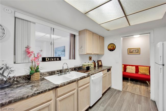 4232 Park Ct, Townhouse with 2 bedrooms, 3 bathrooms and null parking in Las Vegas NV | Image 14