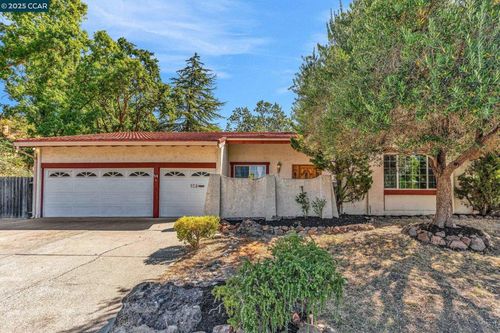 920 Palmer Rd, Walnut Creek, CA, 94596-6033 | Card Image