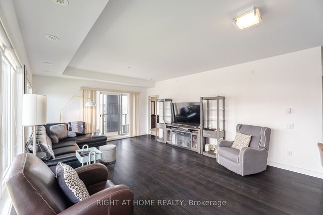 310 - 5005 Harvard Rd, Condo with 3 bedrooms, 2 bathrooms and 1 parking in Mississauga ON | Image 14