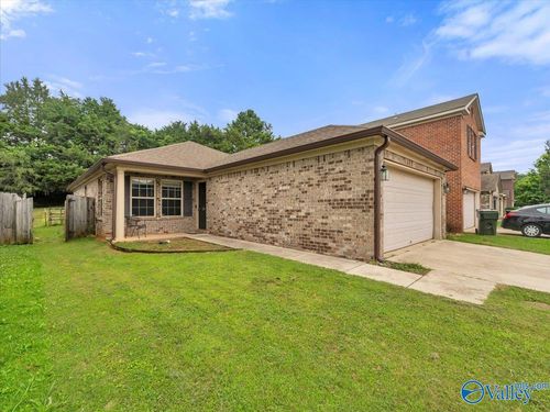 202 Green Garden Dr, Harvest, AL, 35749-5113 | Card Image