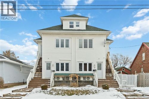 31 North St, Moncton, NB, E1C5X7 | Card Image