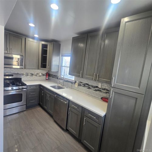 1fl-182-19 147th Ave, Springfield Gardens, NY, 11413-3712 | Card Image