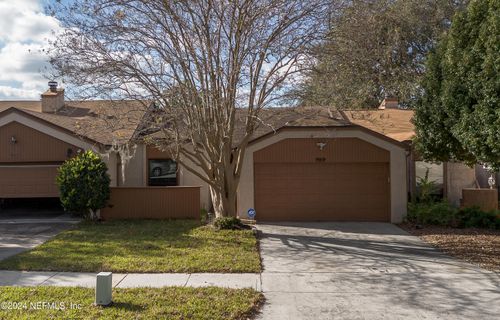 9919 Fawn Brook Drive, JACKSONVILLE, FL, 32256 | Card Image