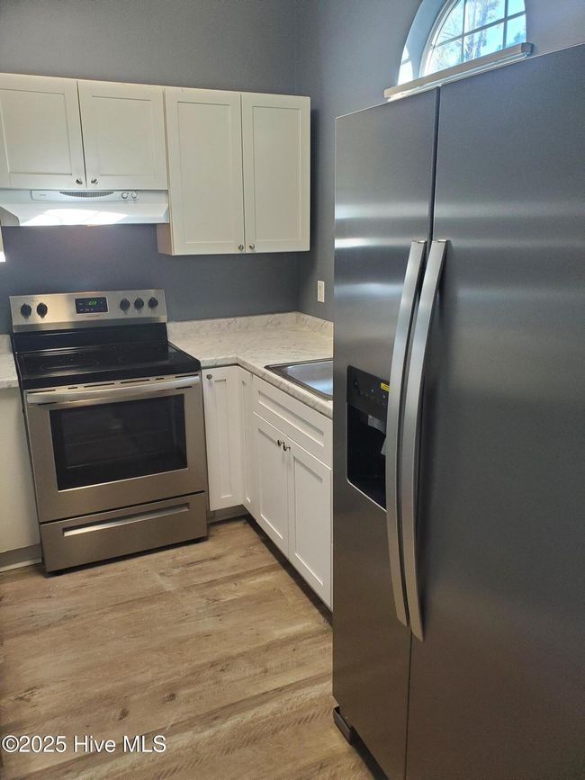 APT-304C - 4220 Wilshire Blvd, Condo with 1 bedrooms, 1 bathrooms and 1 parking in Wilmington NC | Image 4