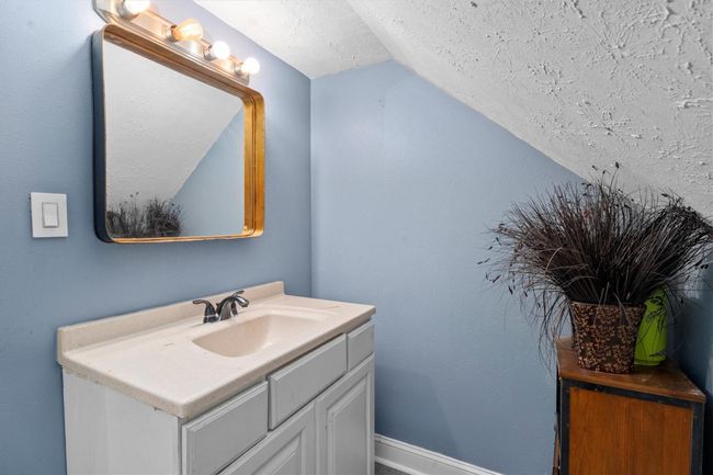 1st Floor: Half Bath (7 X 7) | Image 23