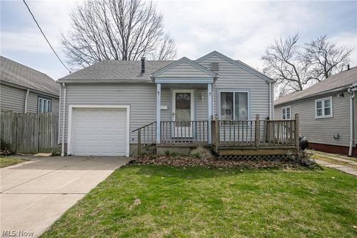 18313 Rockland Ave, Cleveland, OH, 44135-3951 | Card Image