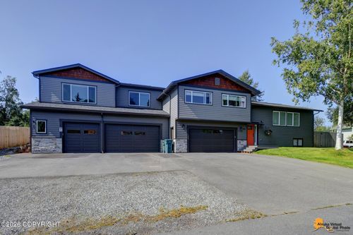 7800 Wisteria St, Anchorage, AK, 99502-4567 | Card Image
