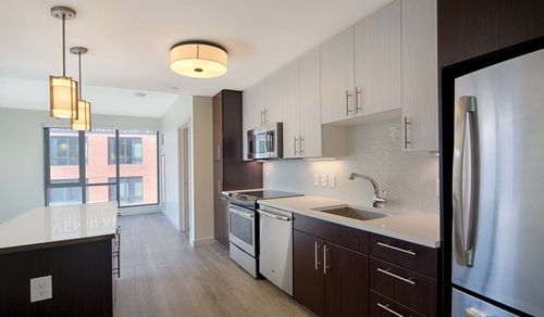 526-1 Canal St, Boston, MA, 02114-2053 | Card Image