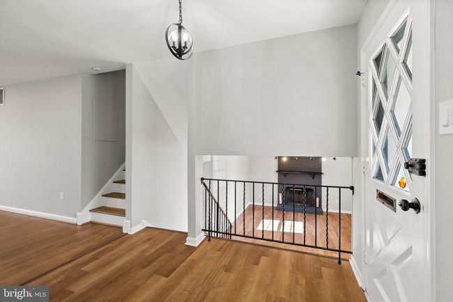 7517 Todd Pl, House other with 5 bedrooms, 3 bathrooms and null parking in MANASSAS VA | Image 18
