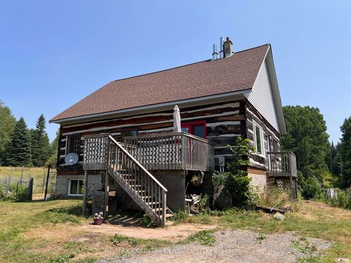 1083 Upper Turriff Rd, L'amable, ON, K0L2L0 | Card Image