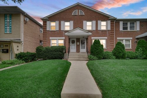 6258 W Peterson Ave, Chicago, IL, 60646-4627 | Card Image