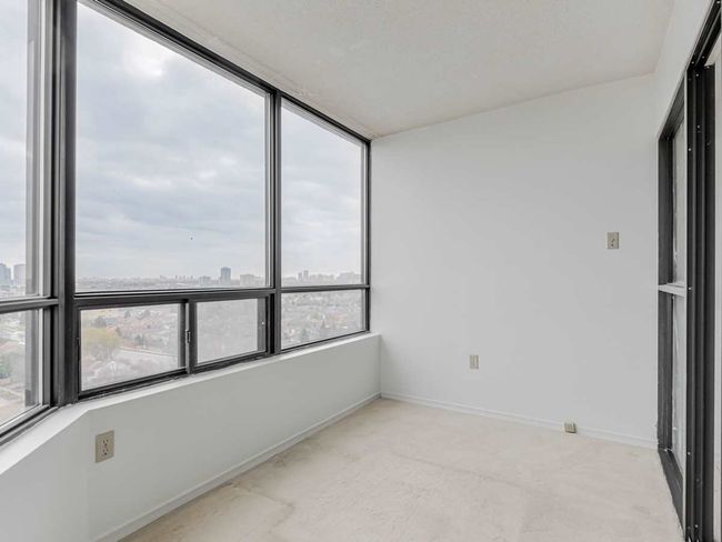 PH-206 - 7440 Bathurst St, Condo with 2 bedrooms, 2 bathrooms and 2 parking in Thornhill ON | Image 7