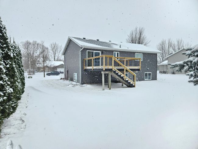 Refreshed deck with updated decking and spindles (2023) | Image 26