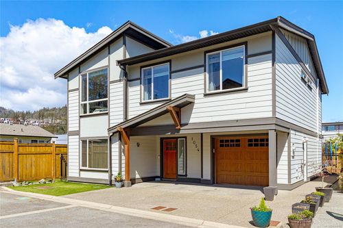 1054 Whitney Crt, Langford, BC, V9C0G9 | Card Image