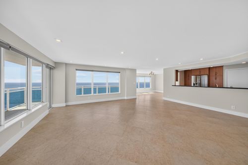 2417-3900 Galt Ocean Dr, Fort Lauderdale, FL, 33308-6631 | Card Image