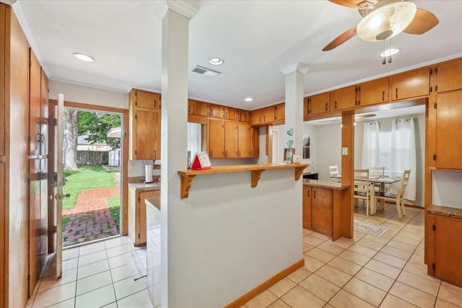 1945 N 23 Rd St, House other with 3 bedrooms, 2 bathrooms and null parking in Beaumont TX | Image 17