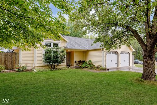 46 Granite Ct, Carmel, IN, 46032-1296 | Card Image